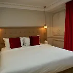 Mode Paris Aparthotel