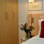 Mode Paris Aparthotel