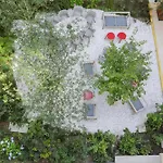 Mode Paris Aparthotel