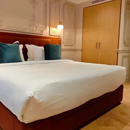 Mode Aparthotel 4*