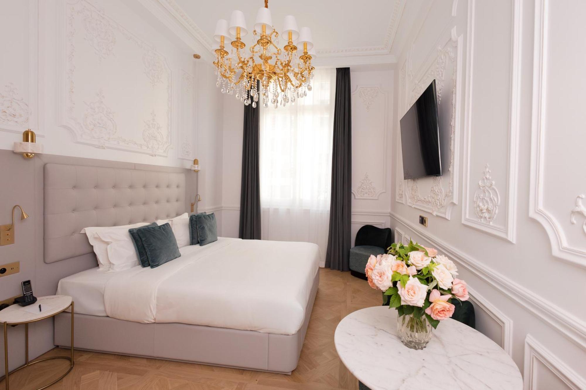 Mode Aparthotel