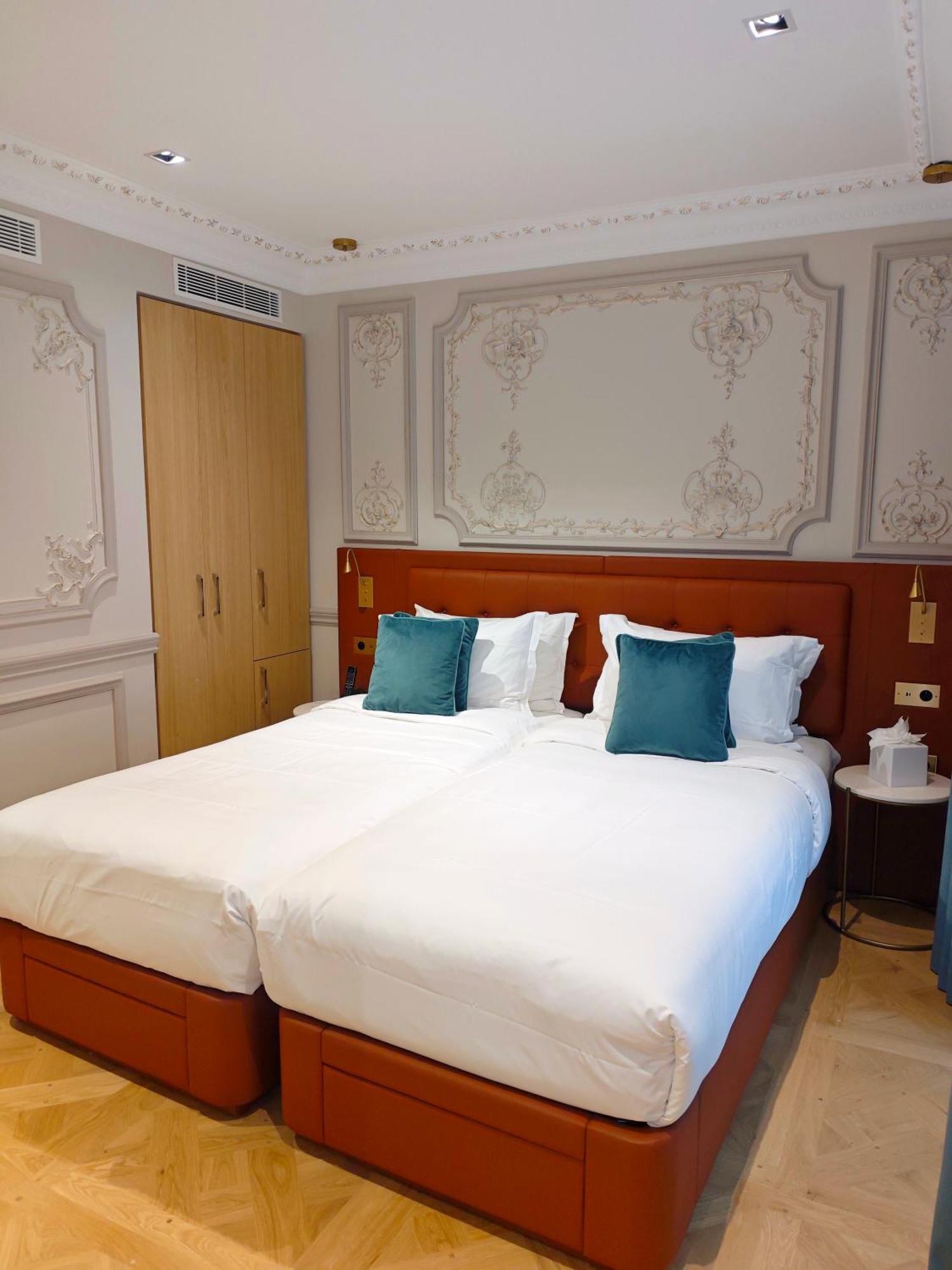 Mode 4* Parigi
